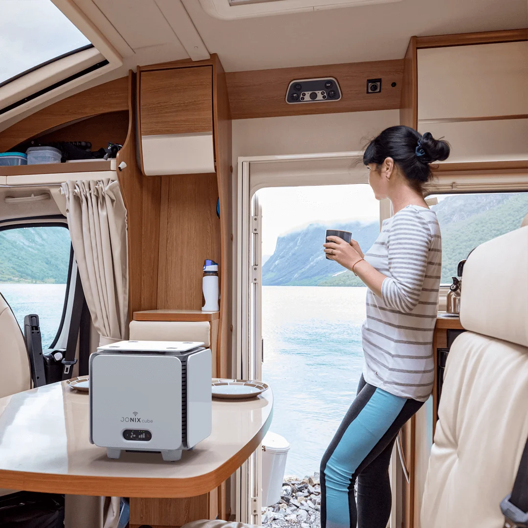 IONCARE CUBE IOT - purificatore per aria e superfici